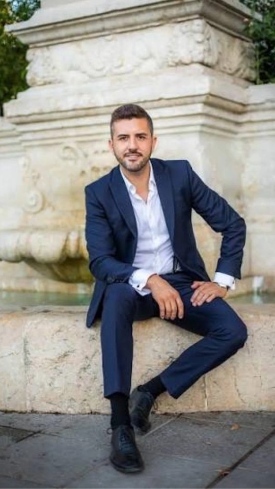 Javier Solís